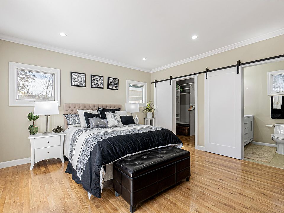 1st image of 670 Spargur Dr