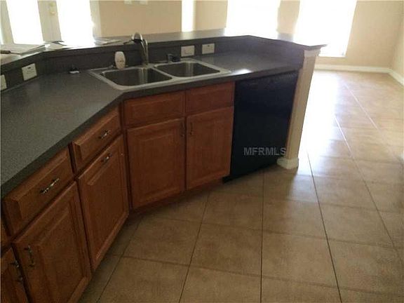 2nd image of 189 Lori Ct