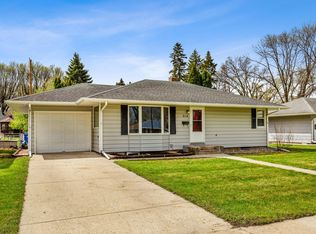 514 22nd Ave N, Fargo, ND 58102