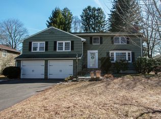 51 Hartwell Rd, West Hartford, CT 06117