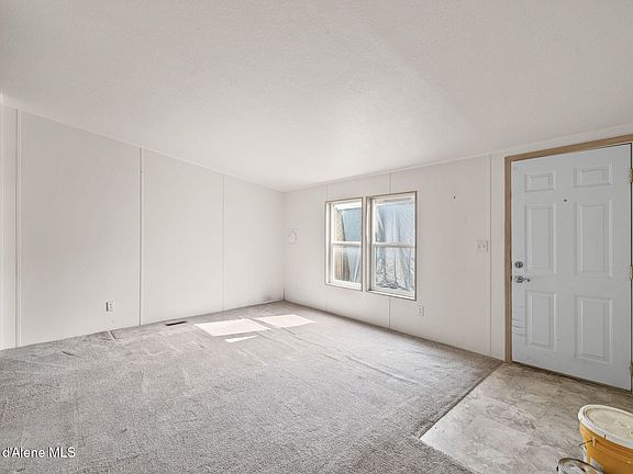 5th image of 1710 W Yorkshire Ave