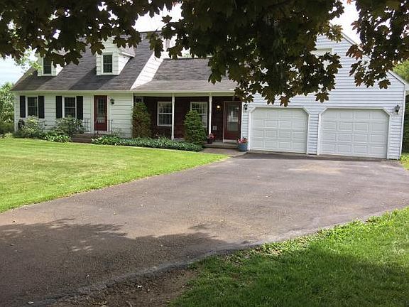 2nd image of 12 Holley Dr