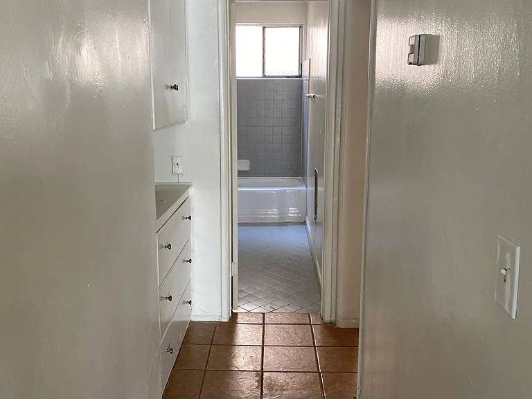 4018 Palmwood Dr #1 — Photo 5