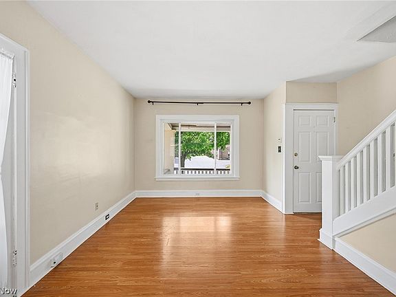 4th image of 1415-1417 Lakewood Ave