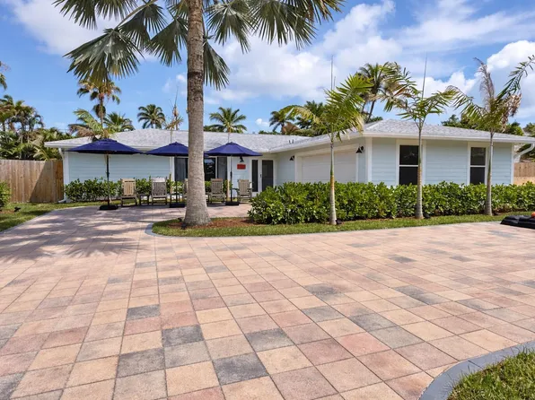 423 Beacon Street, Tequesta, FL 33469