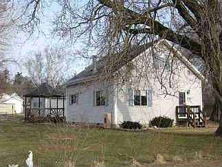 1st image of 576 N 15th St