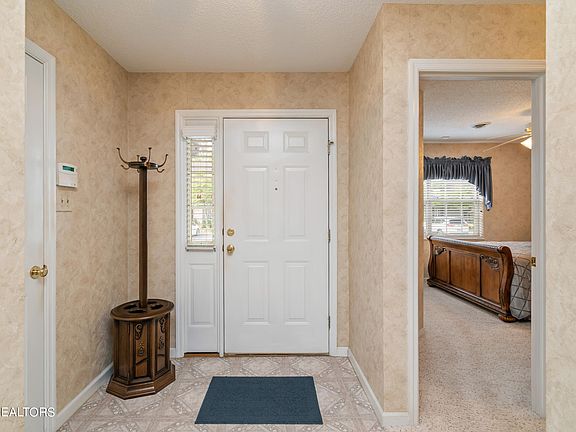 3rd image of 5207 Pelahatchia Way
