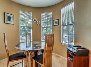 10284 Garden State Dr, Las Vegas, NV 89135