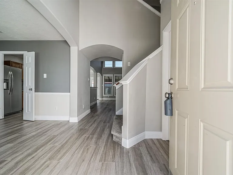 4822 Mosaic Canyon Ct — Photo 2