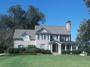 120 Lake Park Ct, Sharpsburg, GA 30277