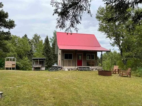 7104 McDonald Dam Rd, Ironwood, MI 49938