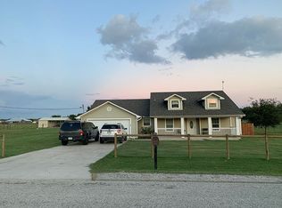 138 Shannon Rdg, Floresville, TX 78114