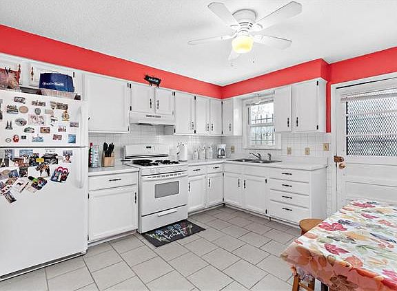 5th image of 1322 N 51st St