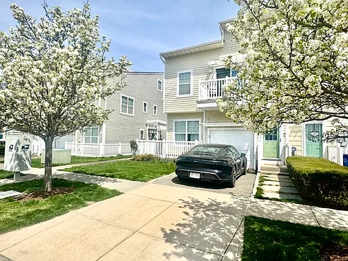 6508 Ocean Ave N Photo 1