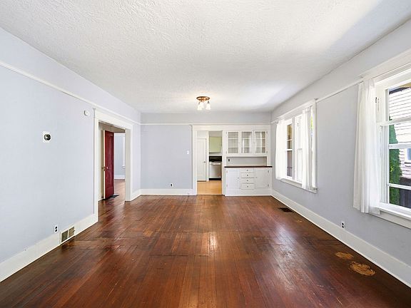 3rd image of 7245 N Newell Ave