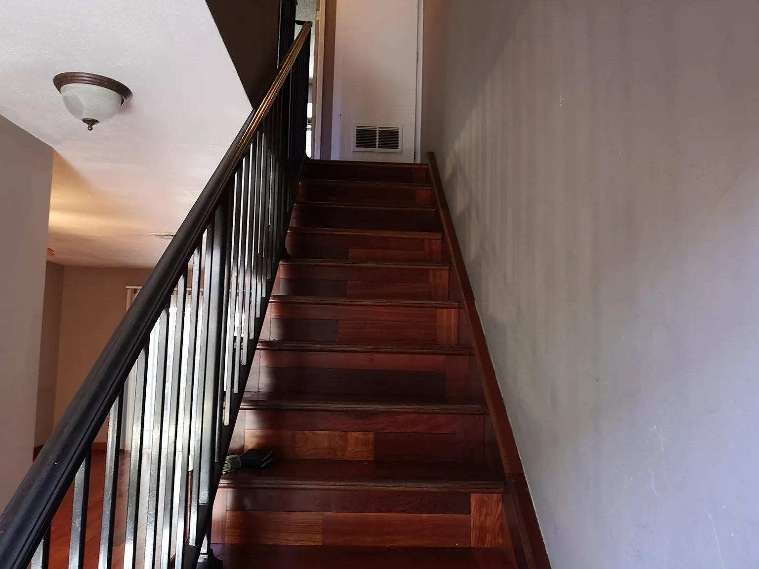 13429 1/2 Village Dr — Photo 2