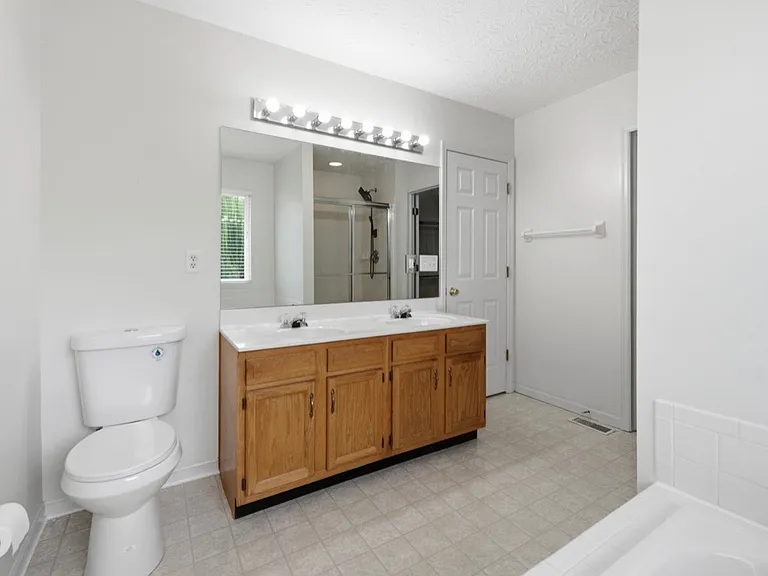 7649 Tollgate Ct — Photo 17