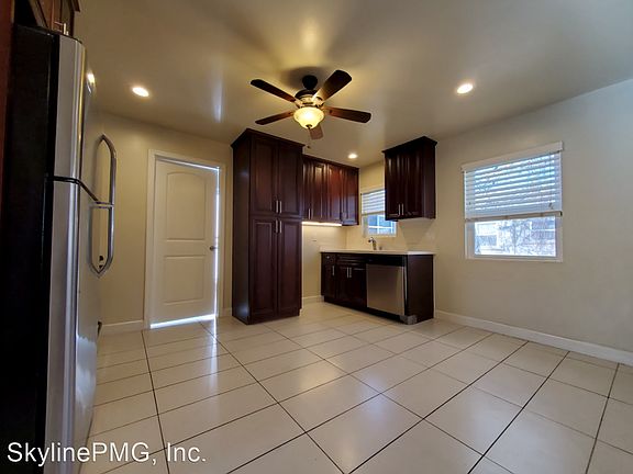 3rd image of 585 Cassia St #6