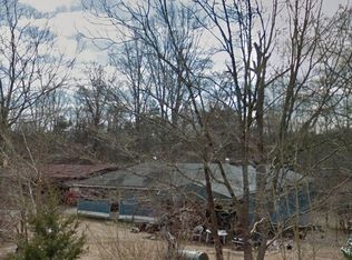 517 Mile Creek Rd, Pickens, SC 29671