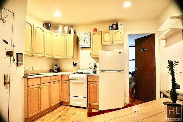 Rented by Highline Residential | media 14