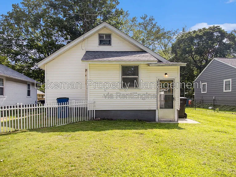 539 Gayle Ave — Photo 14