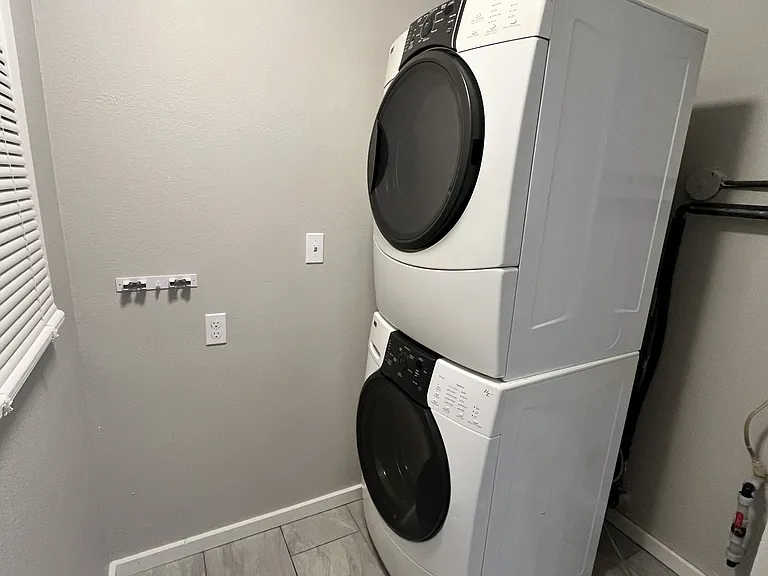 1400 NE 118th Ave #1 — Photo 6