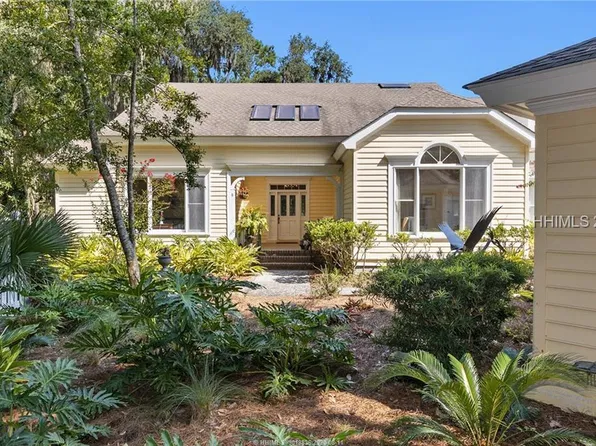 8 Savannah Trl, Hilton Head Island, SC 29926