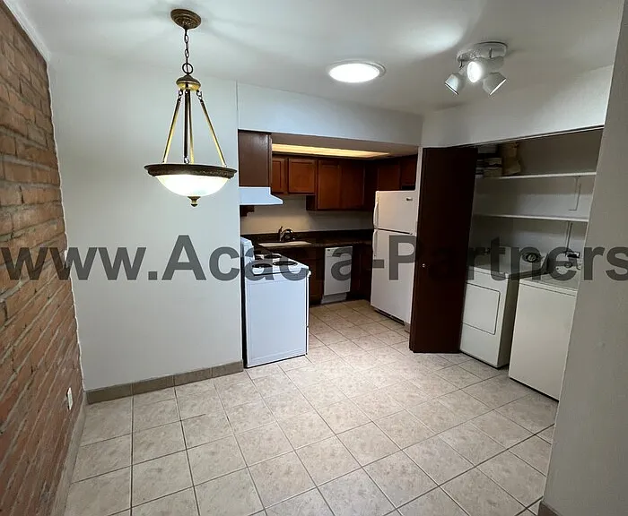 2450 E 2nd St — Photo 9
