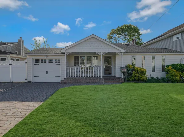 311 Atlantic, Massapequa Park, NY 11762