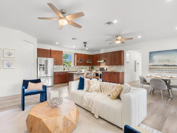 2510 N Lake Dr Drive N, Boynton Beach, FL 33435
