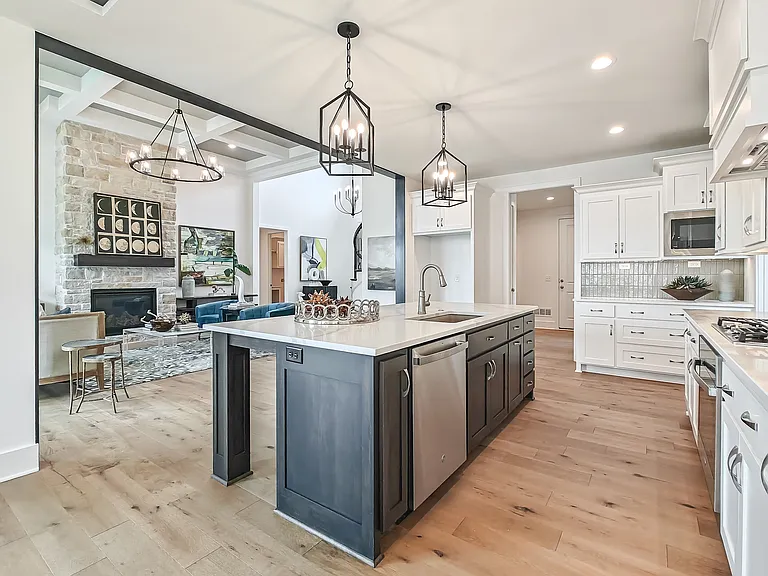 18401 Monrovia St — Photo 21