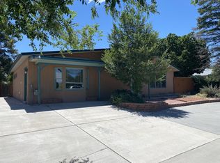 303 Joya Loop, White Rock, NM 87547