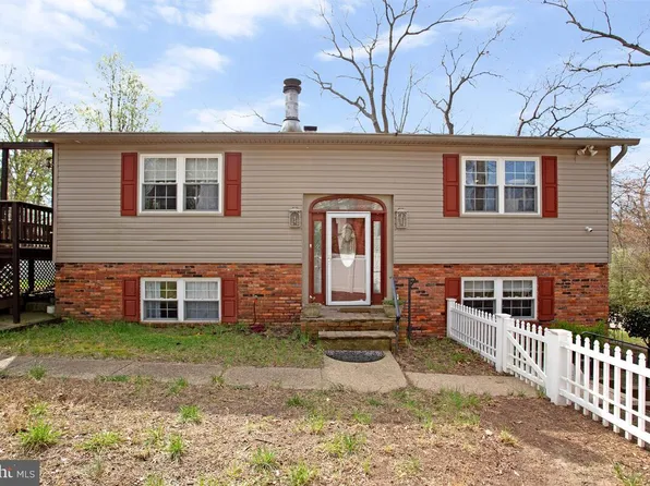 321 Maryland Ave, Pasadena, MD 21122