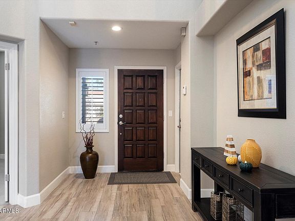 4th image of 10529 E CINNABAR Avenue