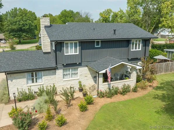 1519 Washington Dr, Miami, OK 74354