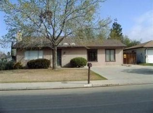 5420 Peppertree Ln, Bakersfield, CA 93309