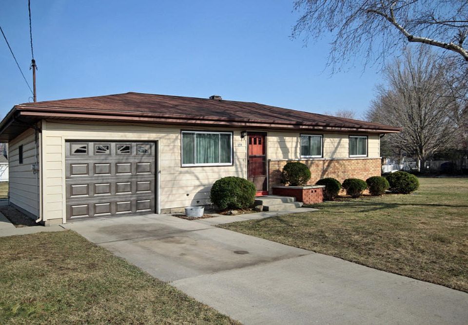 1st image of 359 Woodlark Dr