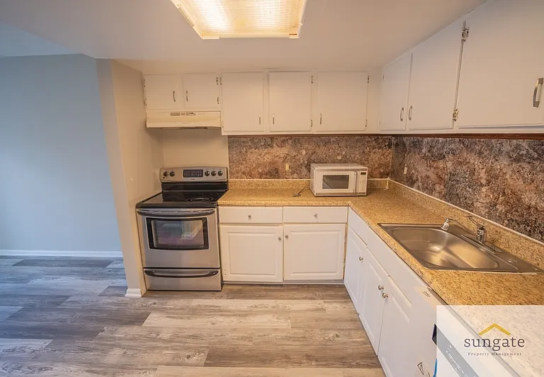 6449 Union Ct — Photo 13