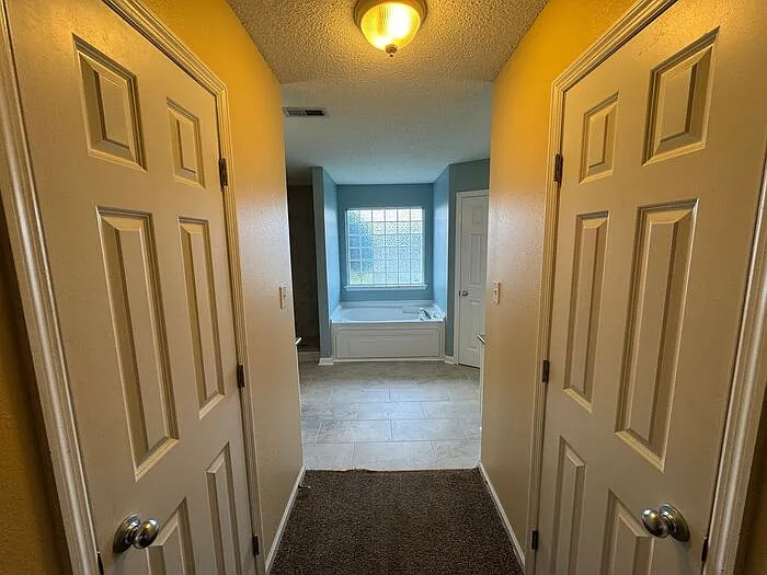 137 Clover Ridge Dr — Photo 22
