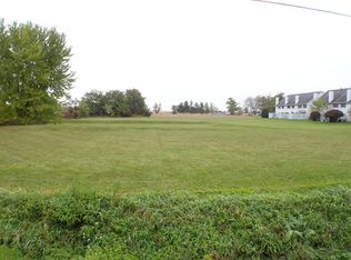 800 Greenlee St APT 8, Marengo, IL 60152