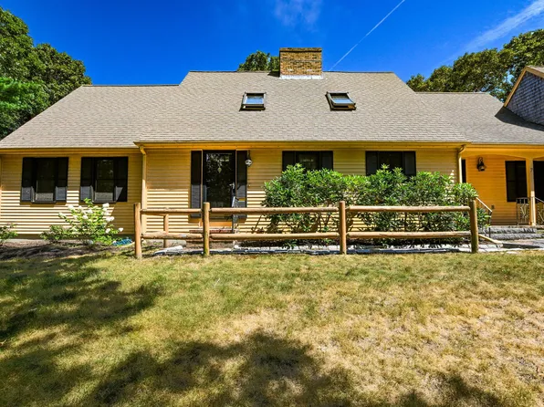 7 Village Drive, East Sandwich, MA 02537