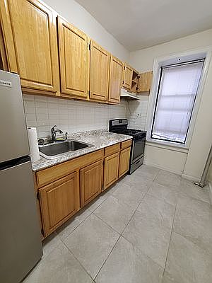 1st image of 355 Lefferts Ave APT 1K