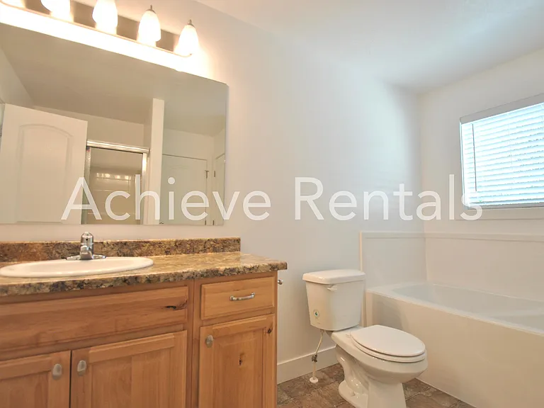 2485 S 1296 W — Photo 11