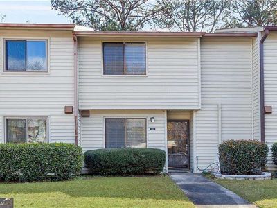 1000 Country Ct, Lawrenceville, GA, 30044