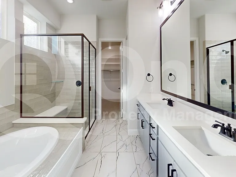 10678 Grayhead Dr — Photo 24