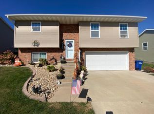 2035 Cobalt Ct, Dubuque, IA 52001