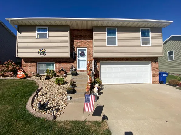 2035 Cobalt Ct, Dubuque, IA 52001