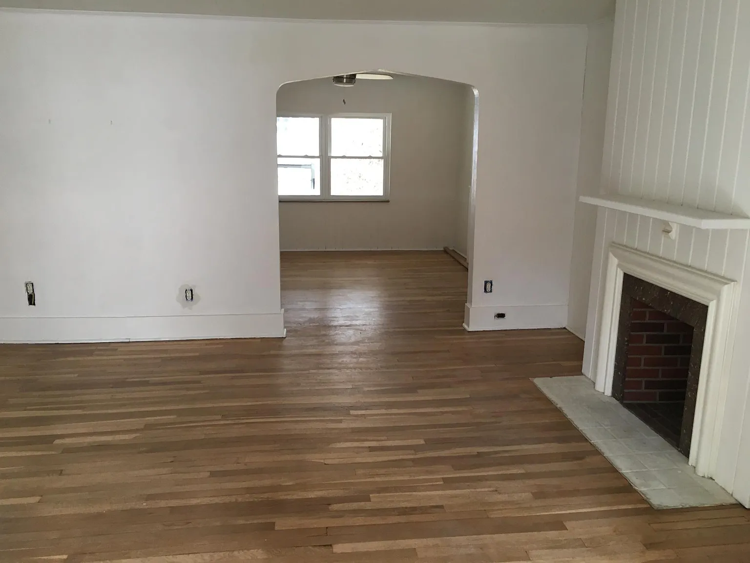 2321 Saranac Ave — Photo 3