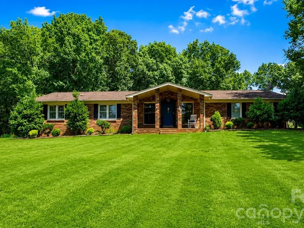 5374 N State Highway 150, Lincolnton, NC 28092