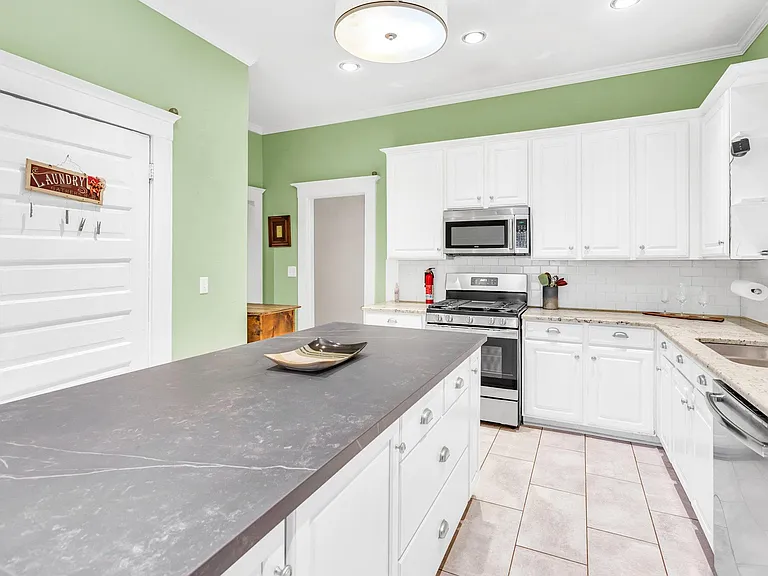 519 Rankin St NE — Photo 13